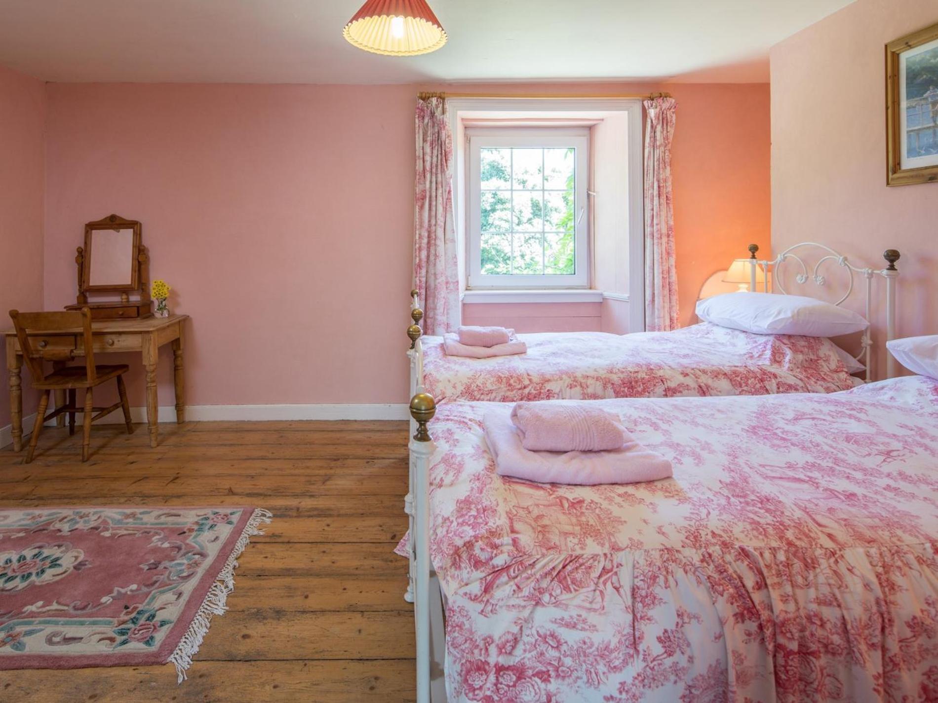 6 Bed Property In Truro Tretm Ladock Exterior photo